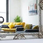 Snuggle Cove Apartments By Bella Vita Stays